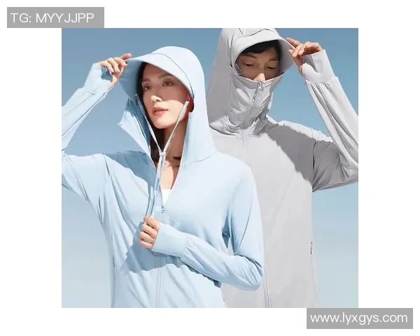 夏日清凉尽在其中：探索多样化游泳衣款式与穿搭秘籍