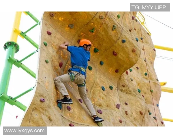 西安攀岩队的节奏与挑战探索攀岩运动的魅力与团队精神 西安攀岩队的节奏与挑战探索攀岩运动的魅力与团队精神